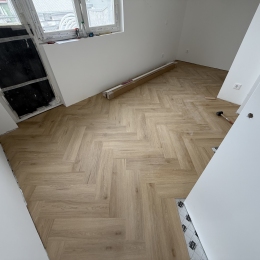 Vynil padlóburkolás 